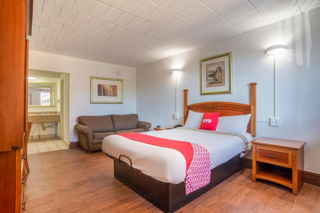 Hotel Baltimore Hwy 40 Екстер'єр фото