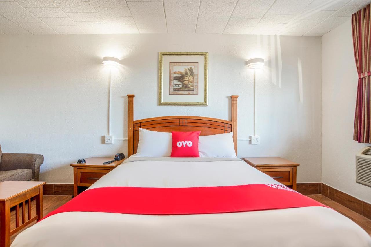Hotel Baltimore Hwy 40 Екстер'єр фото