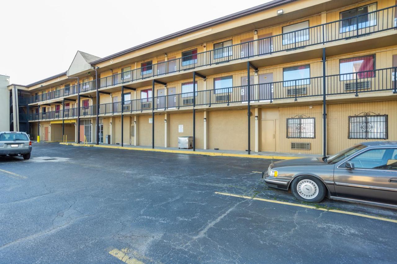 Hotel Baltimore Hwy 40 Екстер'єр фото